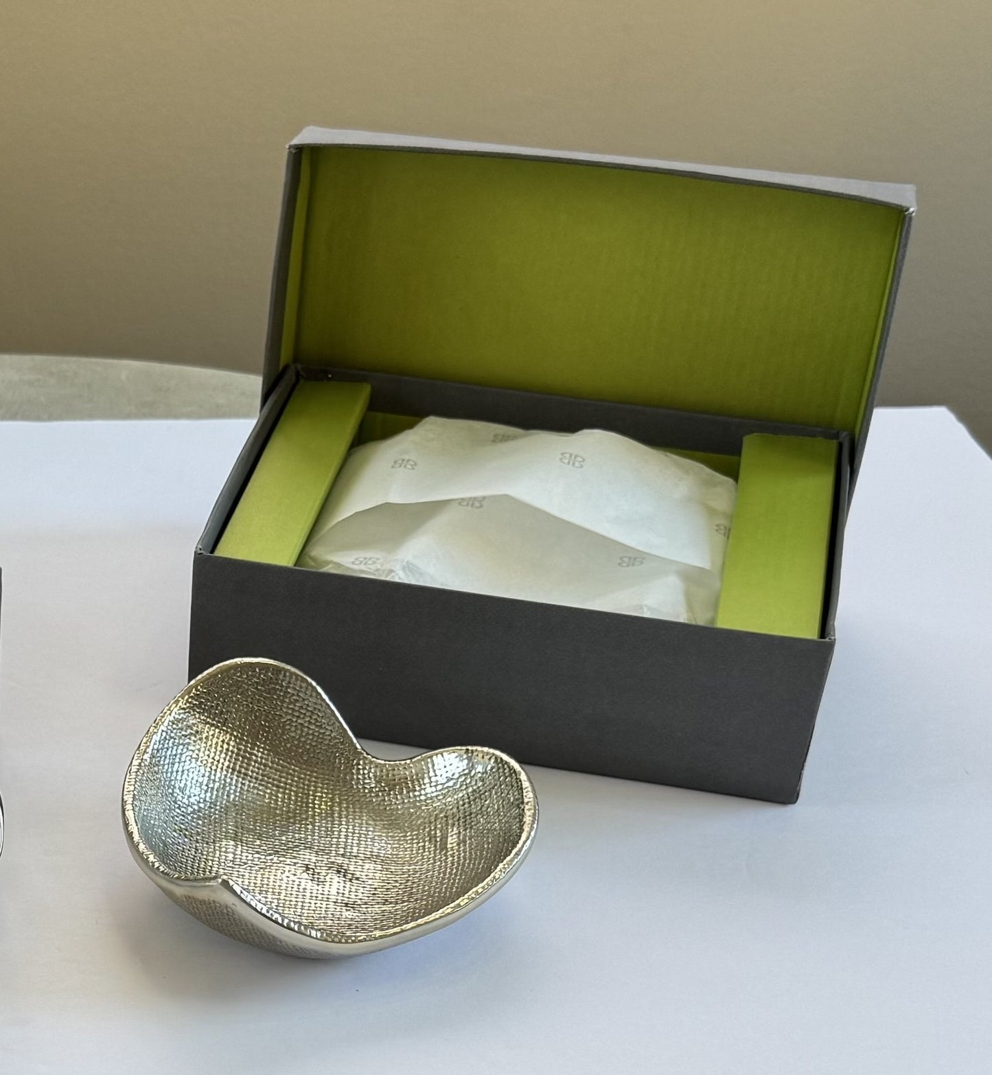 Sierra Modern Banda Heart Bowl