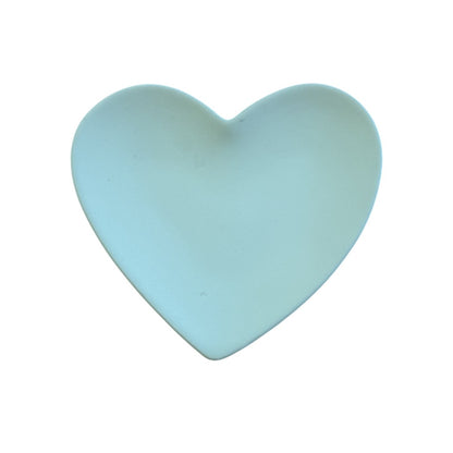Light blue heart-shaped small plate