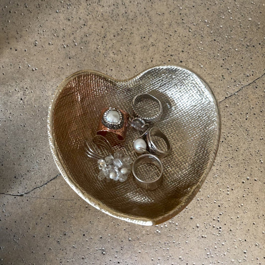 Sierra Modern Banda Heart Bowl