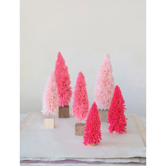Hot Pink Holiday Yarn Tree